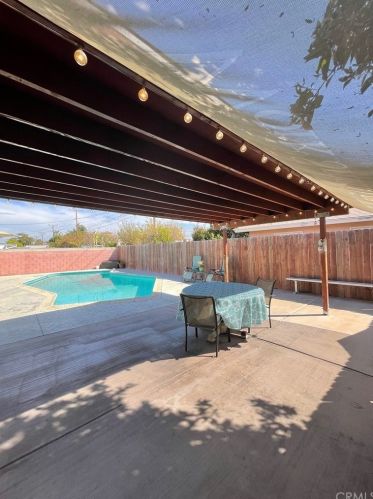 1426 Beacon Ave, Anaheim CA  92802-1718 exterior