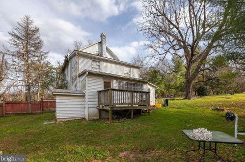 9292 Little Skyline Dr, Madison Mills, VA 22960-2204