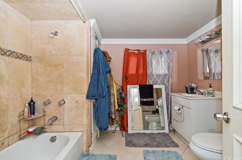 4389 Avon St, Riverside CA  92509-3108 exterior