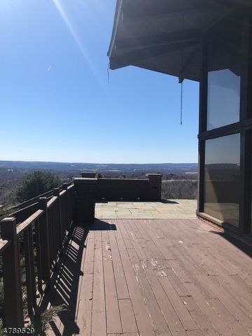 14 Possum Hollow Run, Annandale, NJ 08801-3073