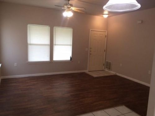 7409 Carver Ave, Austin, TX 78752-1613