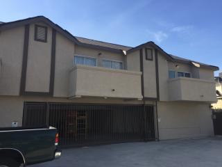 405 Rose St, Anaheim CA  92805-4168 exterior
