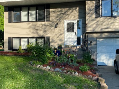 4902 Dominica Way, Saint Paul MN  55124-8692 exterior