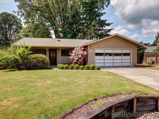 33892 Patricia Way, Scappoose OR  97056-3819 exterior