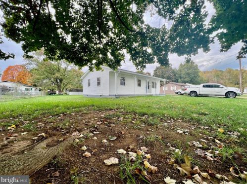 4 Old Barn Rd, Richmond National Battlefiel, VA 22835-9003