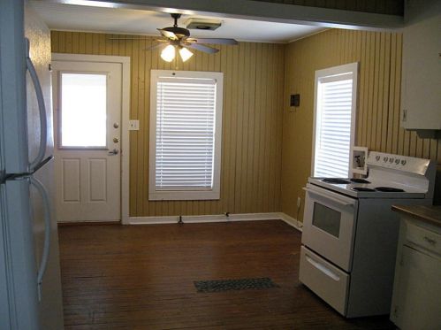 2000 7th St, Conroe TX  77301-4616 exterior