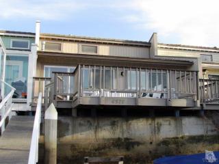 4571 Gateshead Bay, Oxnard, CA 93035-3707