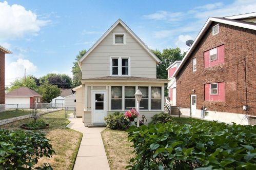 962 Cook Ave, Saint Paul MN  55106-3235 exterior