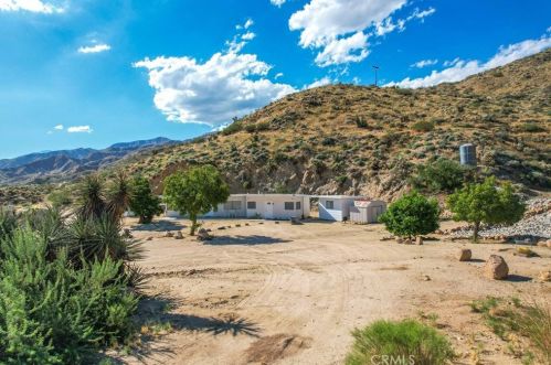 8500 Samel Rd, Morongo Valley, CA