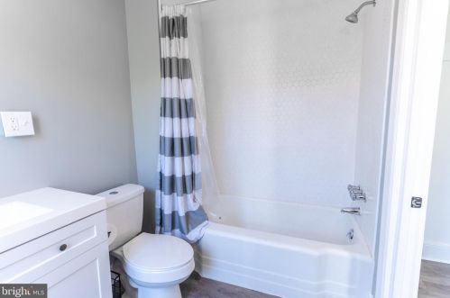 524 Spruce St, Lancaster PA  17603-3314 exterior