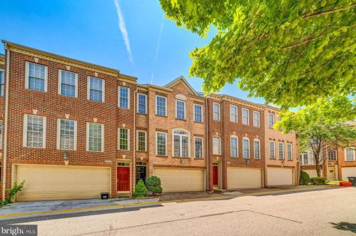 9066 Tanyard Ln, Lorton, VA 22079-5210
