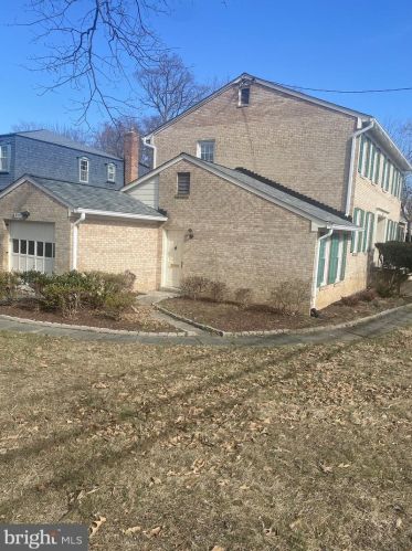 9501 Flower Ave, Silver Spring MD  20901-3004 exterior