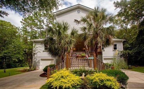 10088 Hercules Rd, Mcclellanville, SC 29458-9737