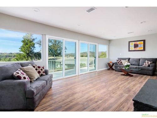 9708 Prospect Ave, Lakeside, CA 92040-4114