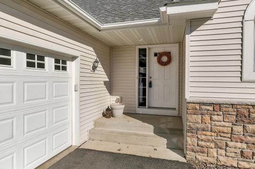 2728 Platinum St, Saint Cloud, MN 56301-5881