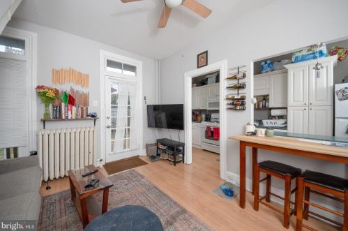 113 Walnut St, Lancaster PA  17602-2451 exterior