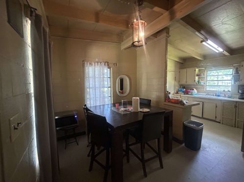 915 Desota St, Albany, GA 31705-3119