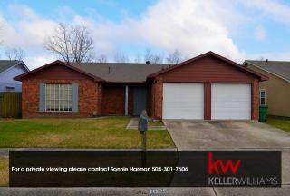 1025 Kingsway Dr, Gretna, LA 70056-8113