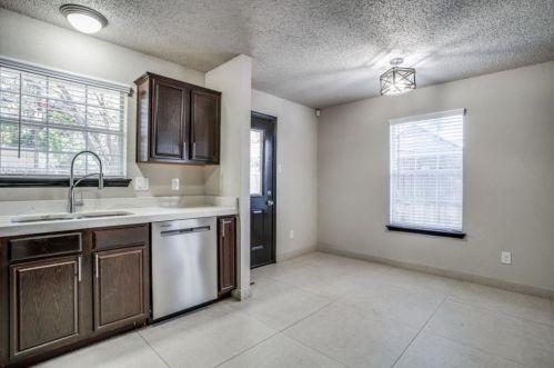 426 12th St, Dallas TX  75203-2608 exterior