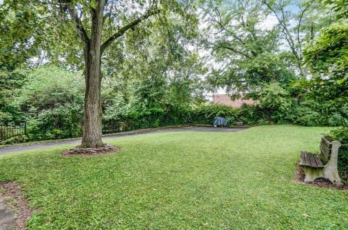 811 Academy Ave, Cincinnati OH  45205-1623 exterior