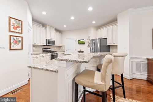 332 Tufton Cir, Fallston MD 21047-2650 exterior