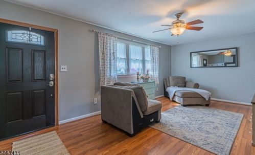 421 Willow Grove St, Hackettstown, NJ 07840-1855