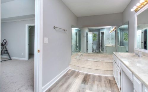 1 Frst Rdg Ct, Atlanta GA  30350-1802 exterior