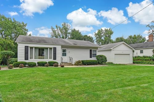 11317 74th St, Willowbrook IL  60527-7703 exterior