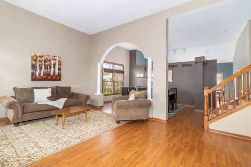 660 Tall Grass Dr, Lemont IL  60440-4217 exterior