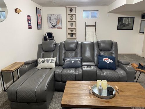 2642 Sable Way, Aurora CO  80014-2404 exterior