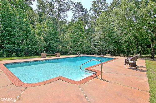 160 Riverbend Dr, Mcdonough, GA 30252-4102