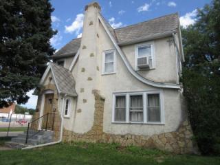 2859 Hayes St, Minneapolis MN  55418-2215 exterior
