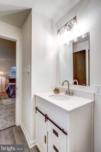 536 Friendship Ave, Lancaster PA  17601-4416 exterior