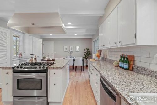 255 Mohawk Dr, Boulder CO  80303-3649 exterior