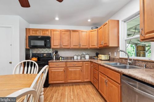 481 Cranes Gap Rd, Carlisle PA  17013-9602 exterior