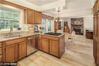 11533 Flints Grove Ln, Gaithersburg MD  20878-2470 exterior