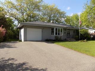 10802 Toledo Cir, Minneapolis MN  55437-3345 exterior