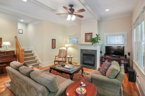 1130 Hancock Dr, Atlanta GA  30306-2514 exterior