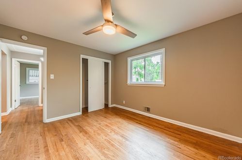 4369 Logan St, Englewood CO  80113-5820 exterior