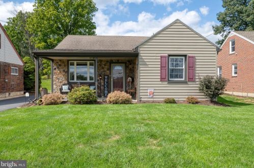 115 Old Mill Rd, Ephrata, PA 17522-1810