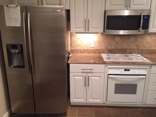 22133 Woodland Rd, Cleveland OH  44122-3062 exterior