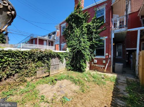 22 Belvidere Ave, York PA 17401-3302 exterior