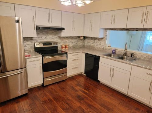 434 Brandy Dr, Bull Valley, IL 60014-7480
