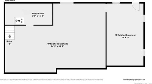 85 Walnut St, Upper Stepney CT  06468-2509 exterior