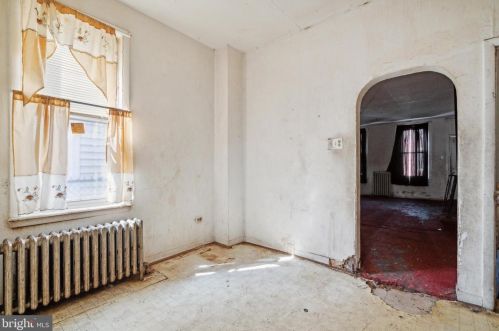 3413 10th St, Philadelphia PA 19148-0053 exterior