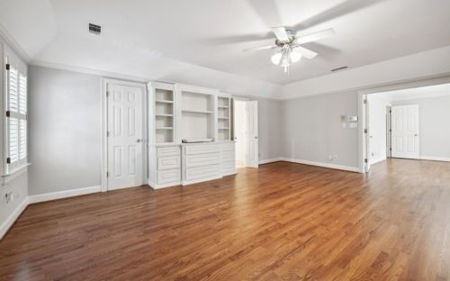 1011 Byrnwyck Rd, Atlanta GA  30319-1665 exterior