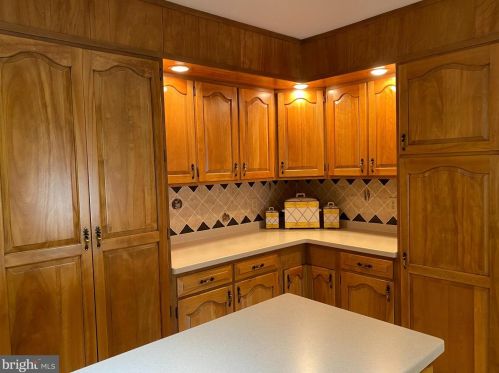 1407 Mahantongo St, Primrose PA 17901-3307 exterior