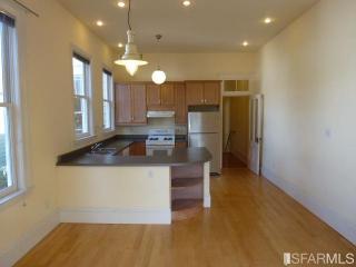 2578 Folsom St, San Francisco CA  94110-2622 exterior