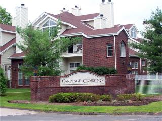 260 Carriage Crossing Ln, Middletown CT  06457-5864 exterior
