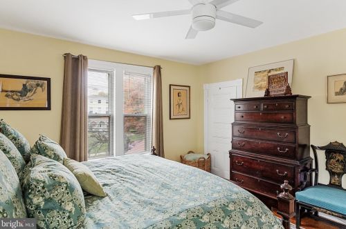 135 Warwick Rd, Tavistock NJ  08033-3706 exterior